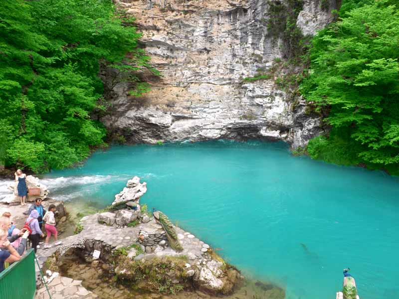 Экскурсия на озеро Рица, отдых в Абхазии, купить тур в Пицунду из Тулы на поезде
