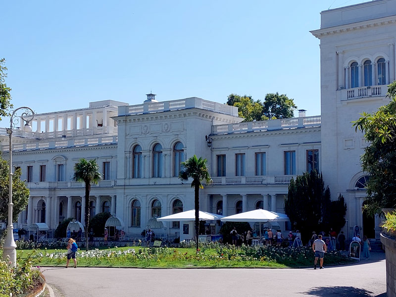 Ливадийский дворец, Южный берег Крыма