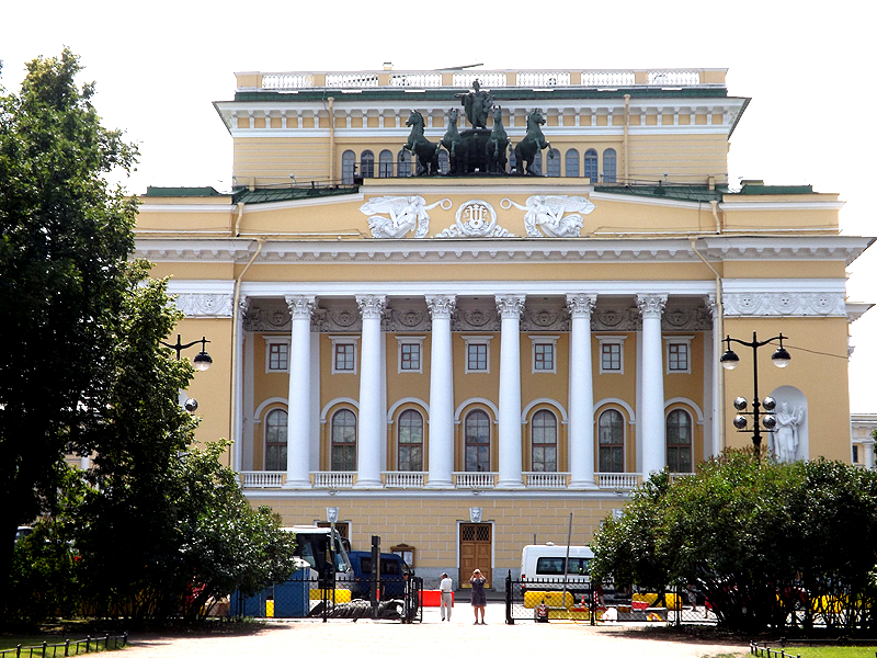 Александринский театр, туры в Санкт-Петербург из Тулы, поездом в Питер из Тулы, автобусные туры в Питер из Тулы
