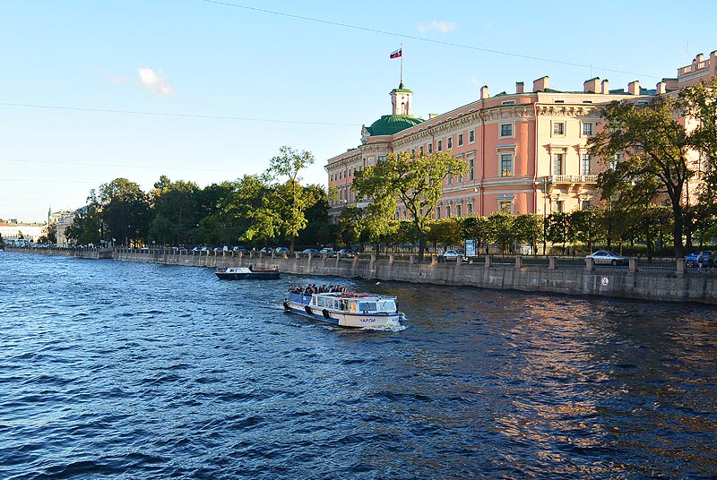 Прогулка по рекам и каналам, Санкт-Петербург