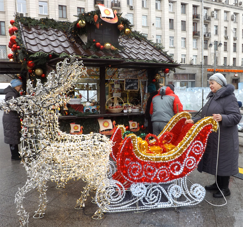Экскурсии по Новогодней Москве, фестиваль Путешествие в Рождество, туры выходного дня